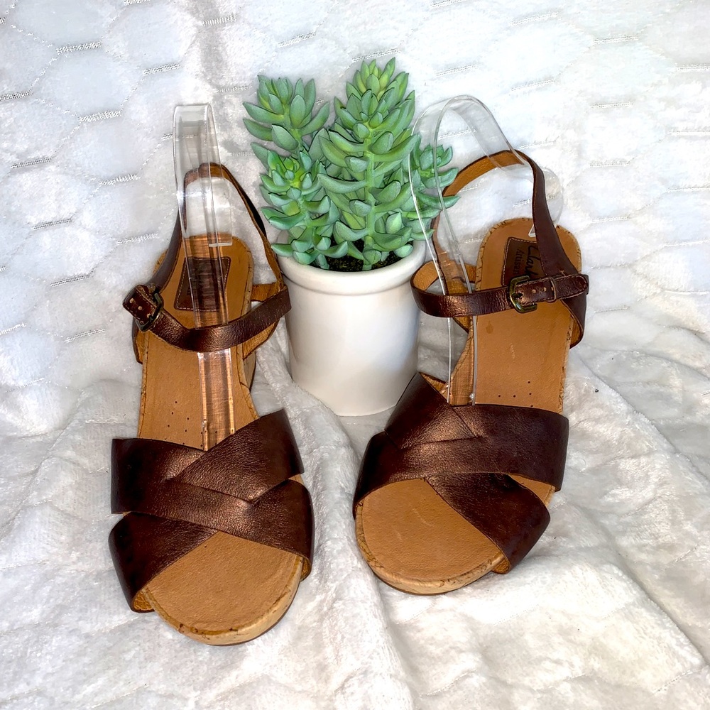 Clarks bronze wedge